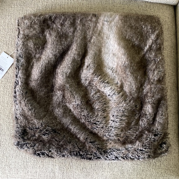 Arhaus Grey Wold Faux Fur Pillow Cover - Picture 6 of 7